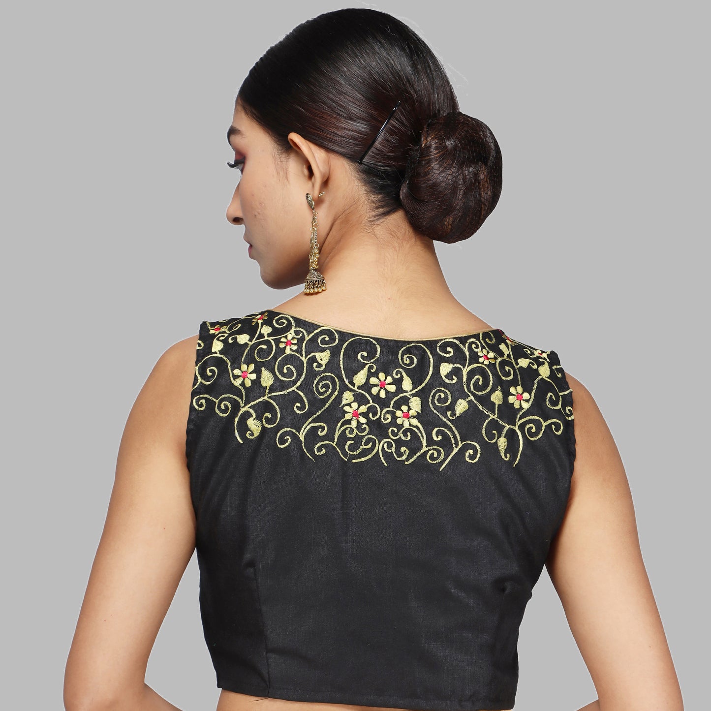 EMBROIDERY DESIGN COTTON SLEEVELESS BLOUSES FOR WOMEN